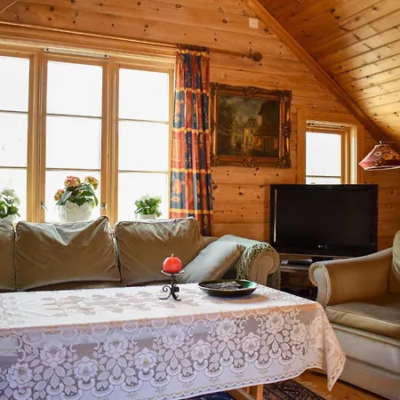 1 Bedroom Cozy In Holiday home *
